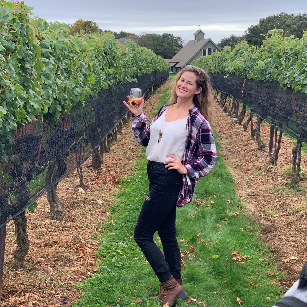 I’m Emily - Picture 1 of 5
